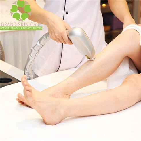 [Lẻ] Wax lông từ chân đùi xuống